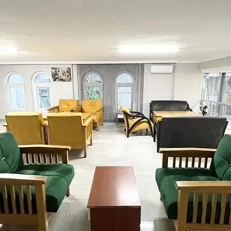 アパートホテル Dimo